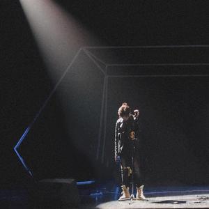 亚洲  美女   无尽
